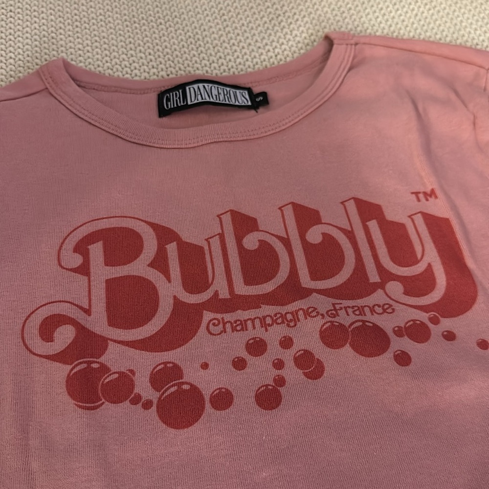 NEW Girl Dangerous Bubbly pink crop tee - Picture 2 of 4